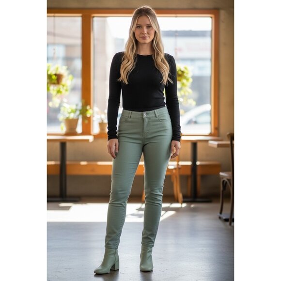 Knox Rose Pants - Knox Rose Women's Green Skinny Pants